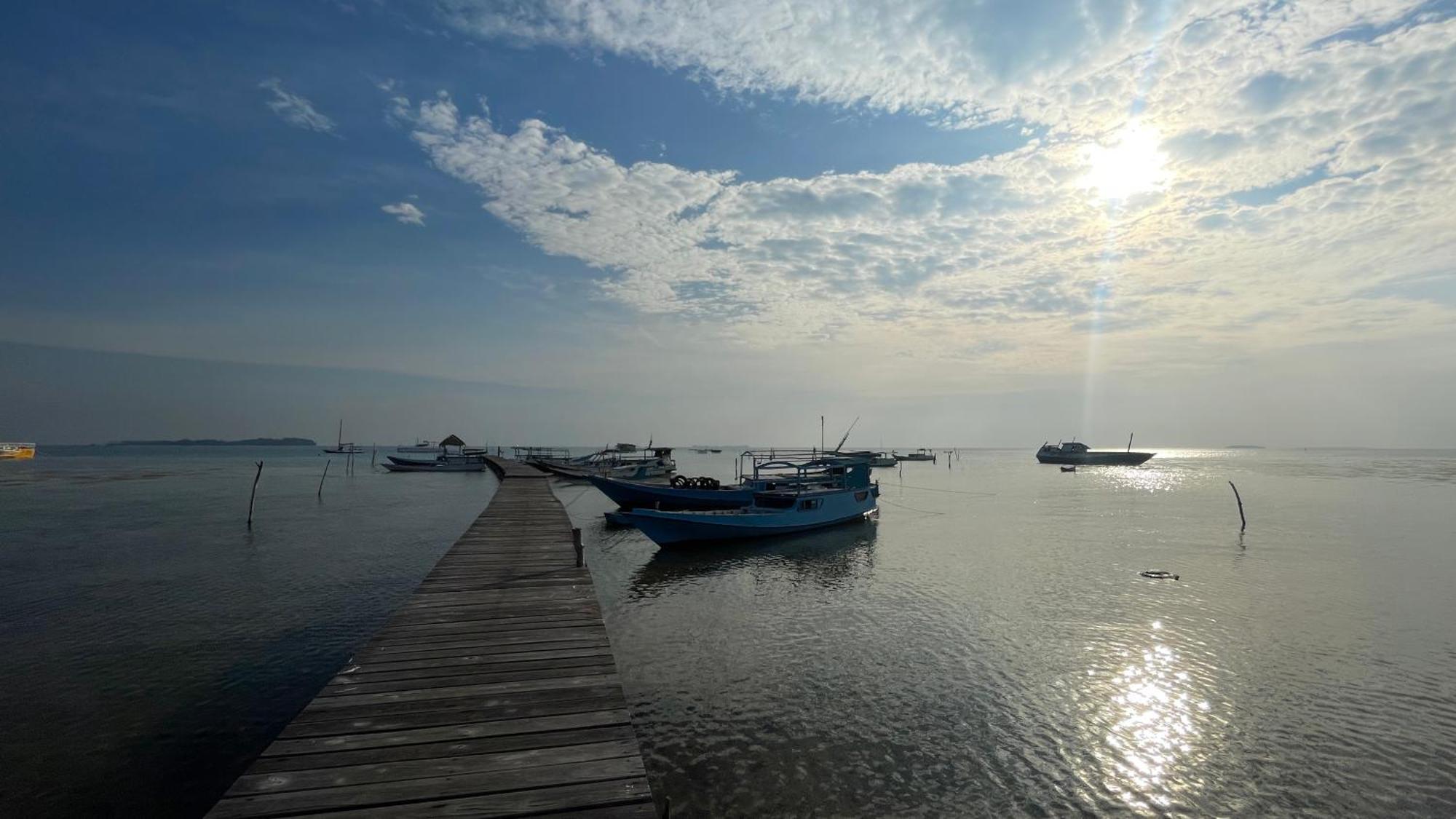 Mangrove Inn Karimunjawa Exteriör bild