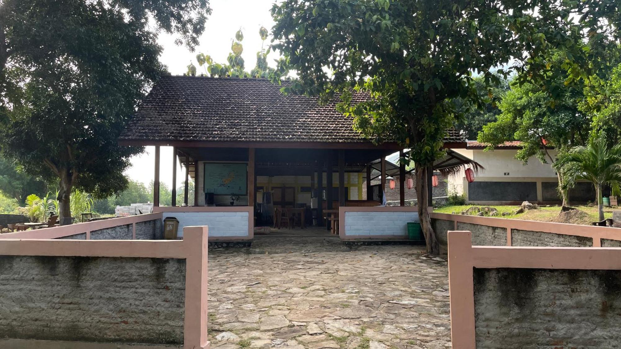 Mangrove Inn Karimunjawa Exteriör bild