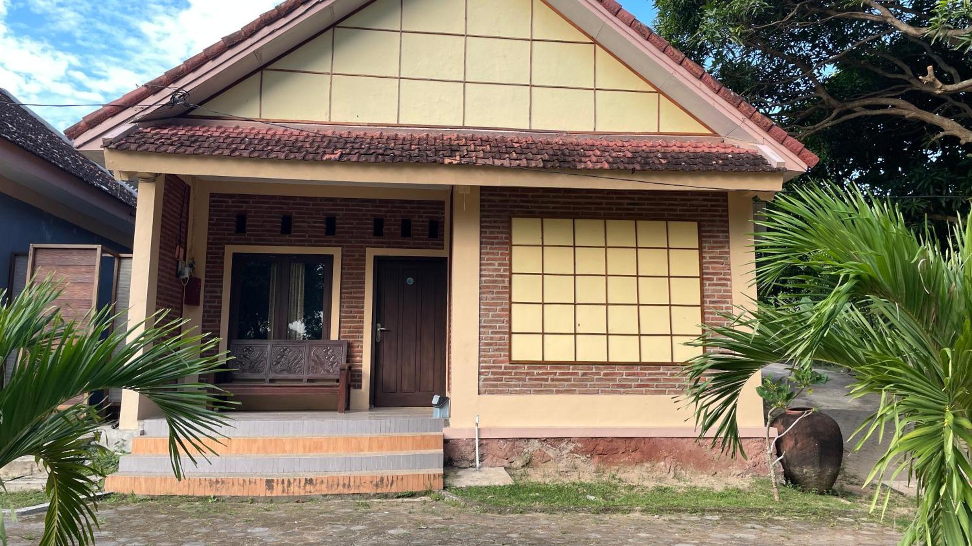 Mangrove Inn Karimunjawa Exteriör bild