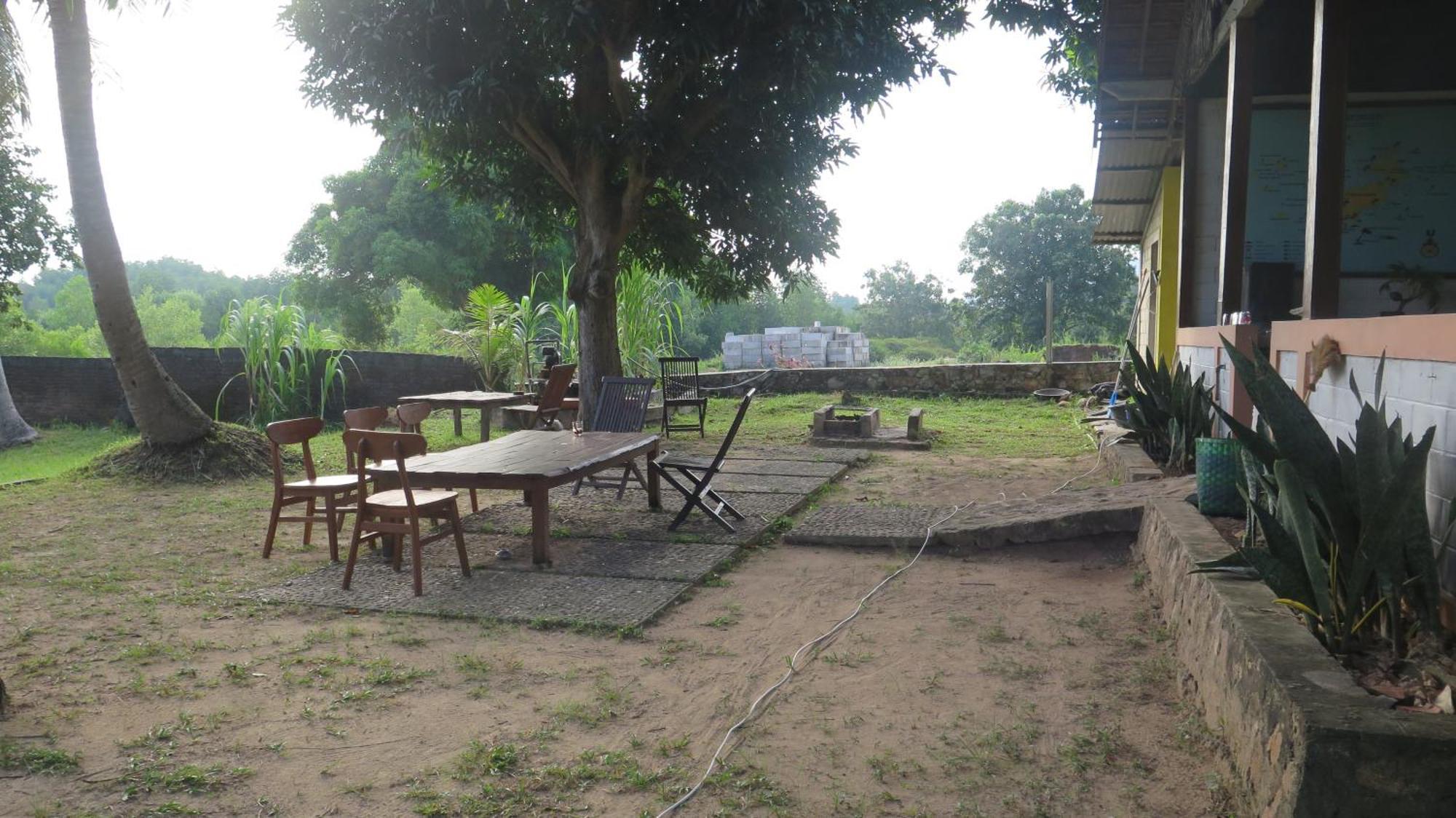 Mangrove Inn Karimunjawa Exteriör bild